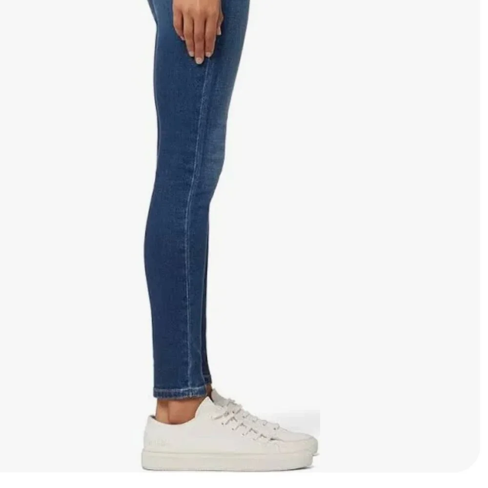 Joe’s Jeans High Rise Slim Ankle Distressed Women’s Size 25
